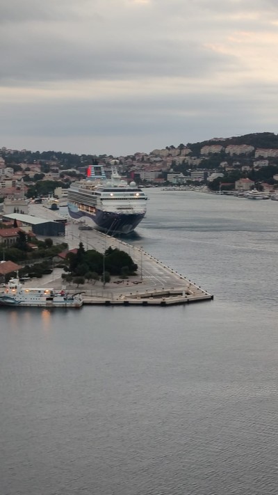 KRUZERSKI TURIZAM